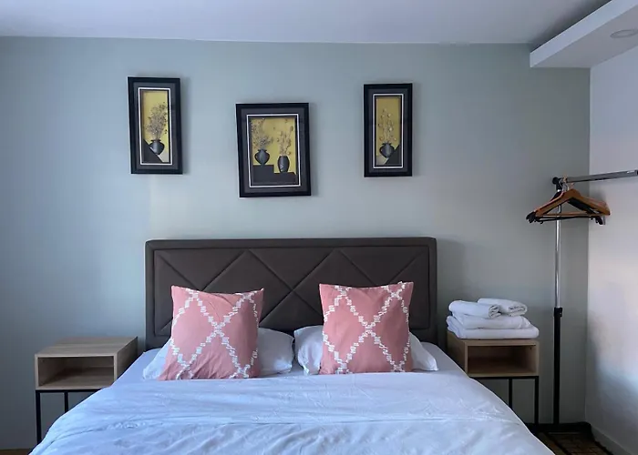 Halima's Retreat * 塞拉耶佛